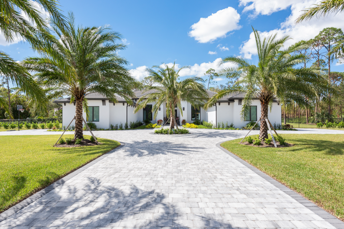 Front elevation of Brynwood Estate custom home in Fort Myers